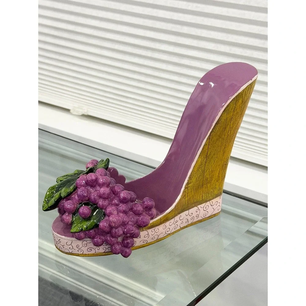 Grape Shoe Wine Holder 9.5